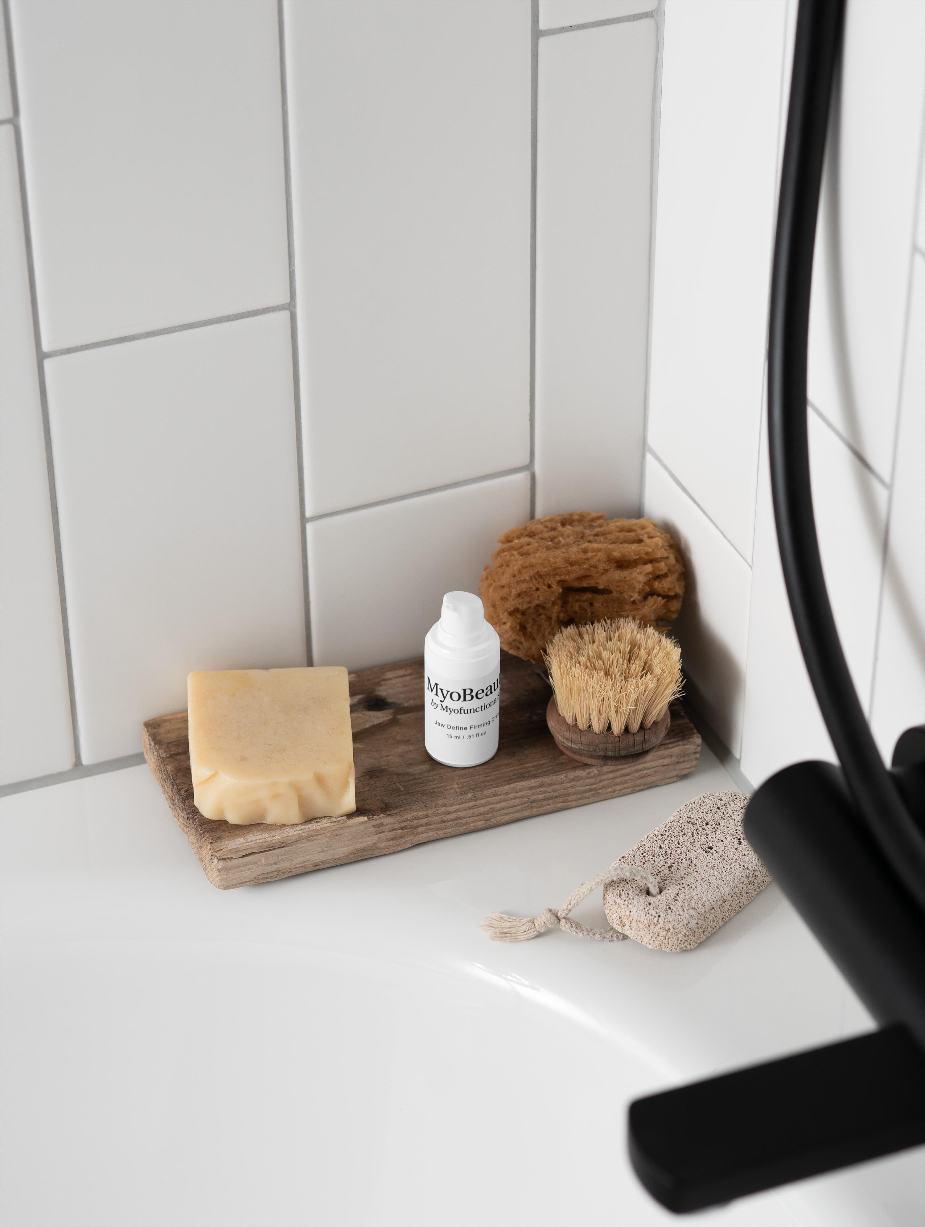 Jaw Define Firming Cream Volume 15 ml / .51 fl oz